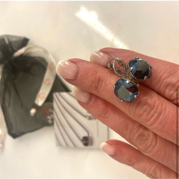 Sabika Blue Crystal Accessories Set - Picture 2 of 4